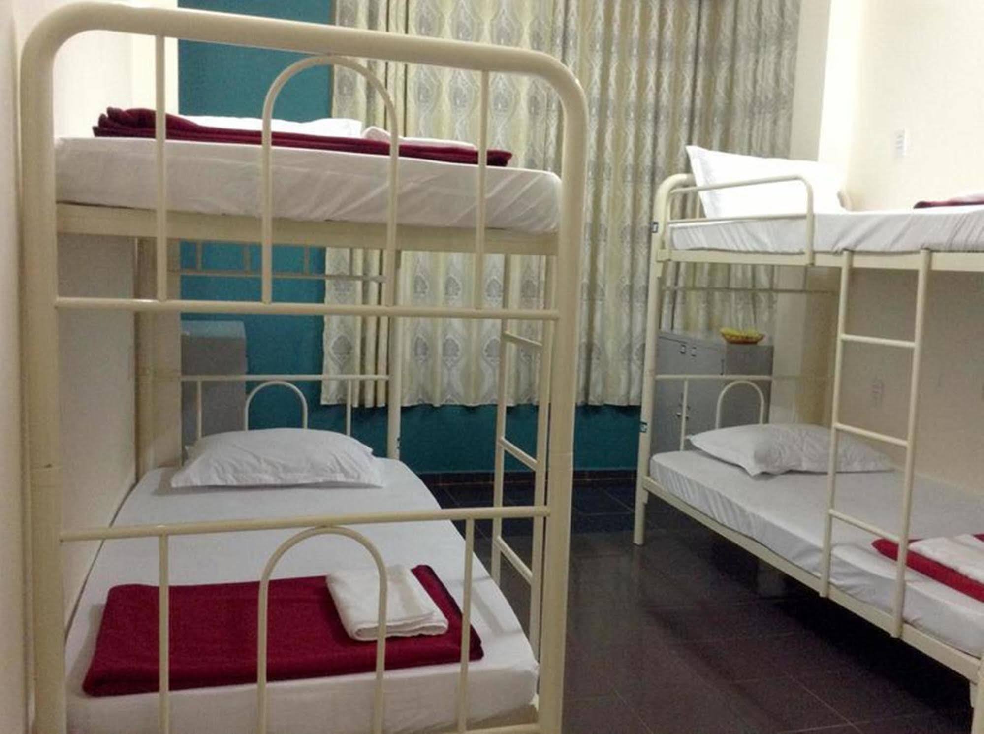 Khoi Hostel Хошимін Екстер'єр фото